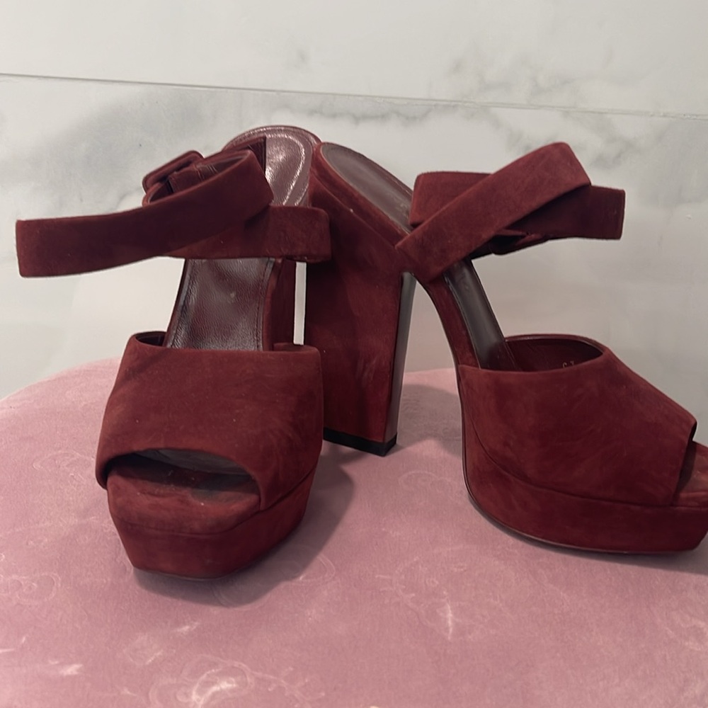 Saint Laurent heels. - Picture 3 of 6